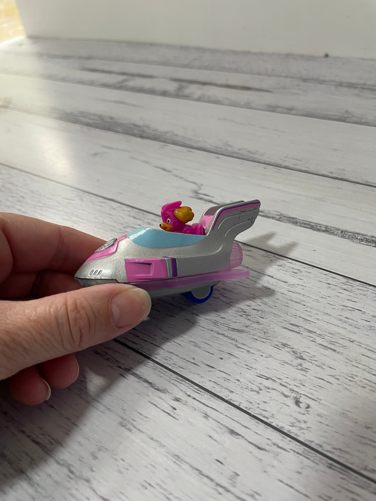 Paw Patrol Skye Metal Diecast Car.